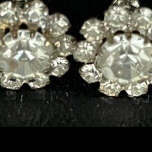 Vintage Swarovski stud earrings/Crystal clear stones